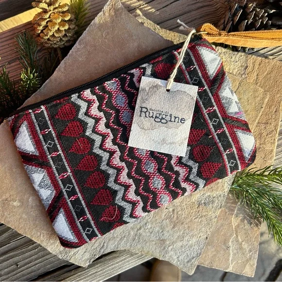 Western Bohemian Handbeaded Clutch Burgundy NWT - Picture 4 of 9